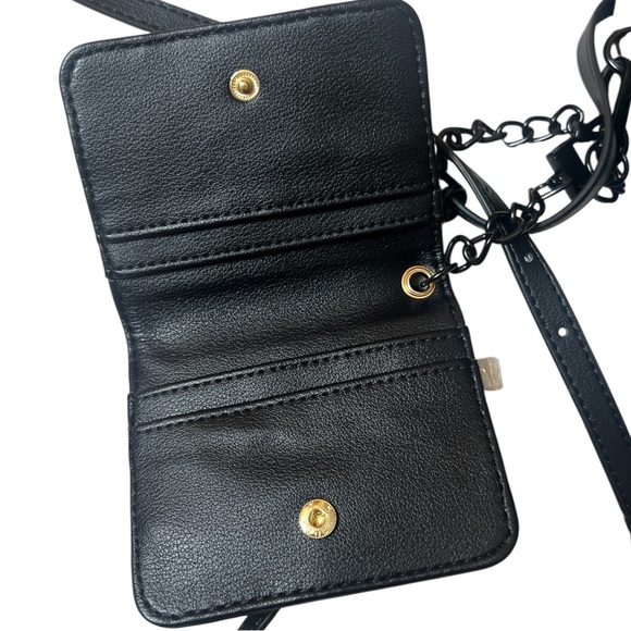 Betsey Johnson Sybil Flower Print Crossbody Purse with Matching Card Holder - Picture 4 of 7